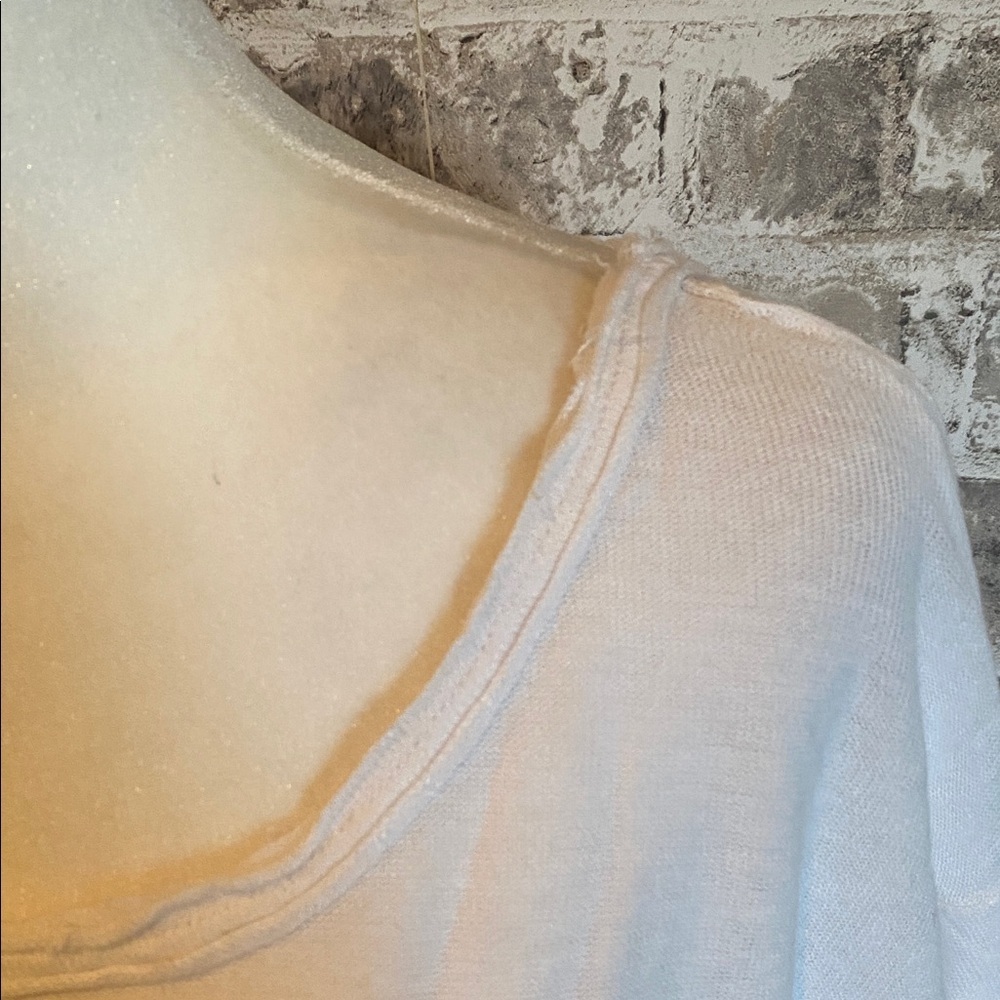Free People Love Me Do White Lace Sleeve Women's Oversize Top. Size L. - Picture 6 of 16